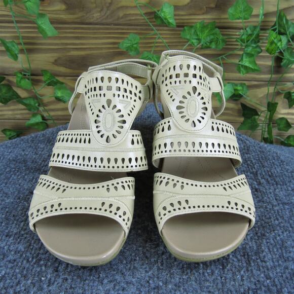 Naturalizer Women Shaw Gladiator Beige Synthetic Sz 6.5 Medium Gently Used 2025 - Picture 2 of 7